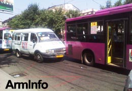 Проектом новой сети общественного транспорта предусматривается втрое сократить действующие маршруты и транспортный парк
