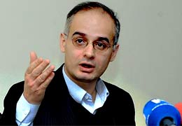«Ոչ» շտաբը հայտարարում է Հայաստանի սահմանադրական հանրաքվեում իր տարած հաղթանակի մասին   