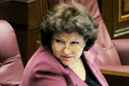 Депутат от правящей партии Армении за месяц за госсчет "переговорила" по телефону не на 2 млн драмов, а "всего" на 1.382.470: Национальное Собрание разъясняет
