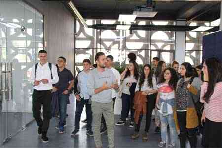 В офисе Beeline состоялась встреча с учащимися Summer Business School