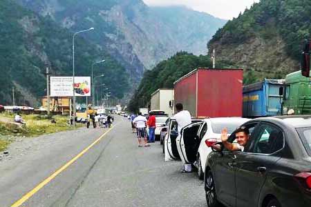No Armenian trucks in Georgia - official