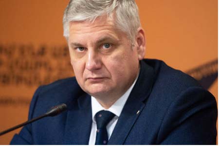 Analyst: Revolution in Karabakh threatens with another escalation of conflict