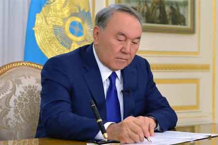 Елбасы выразил соболезнования в связи со смертью Эрика Гукасова