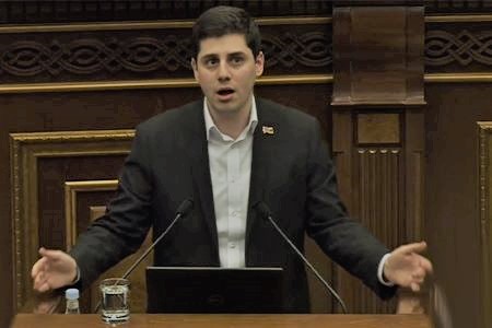 Представитель партии власти: в отношении партии "Процветающая Армения" порог прохождения в Национальное Собрание РА следовало применить не 4%, а 8 или 10%