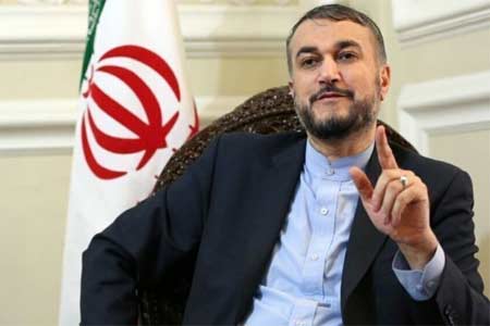 Глава МИД Ирана высказал азербайджанскому коллеге мнение о речи Алиева