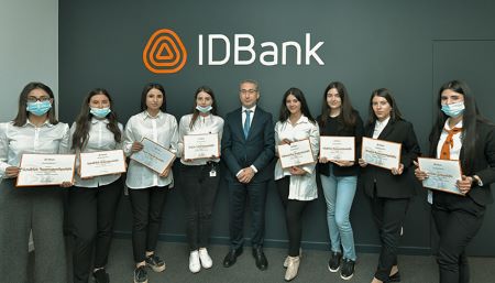 От студента - в сотрудники. IDBank подводит итоги очередной программы IDream и объявляет о запуске следующего этапа