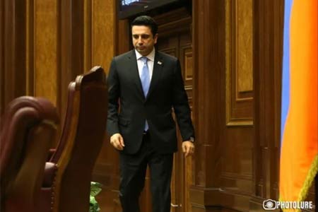 Спикер Парламента Армении в очередной раз призвал международных партнеров ввести санкции в отношении Азербайджана