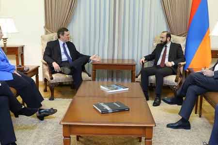 Armenian FM, American mediator discuss peace treaty between Yerevan  and Baku