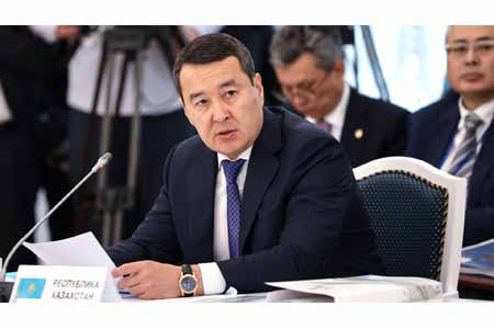 Снятие барьеров, промышленная кооперация и беспрепятственный транзит. О чем говорил Алихан Смаилов на заседании ЕМПС