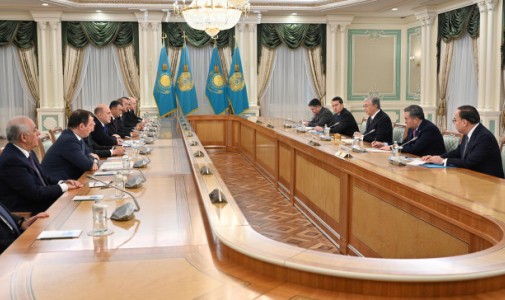 Касым-Жомарт Токаев провел встречу с членами Совета глав правительств СНГ