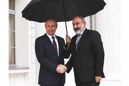 После выборов премьер-министр Армении отправится в Москву на встречу с президентом России