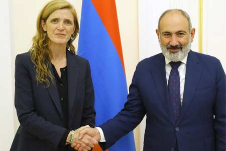 Никол Пашинян провел переговоры с Самантой Пауэр