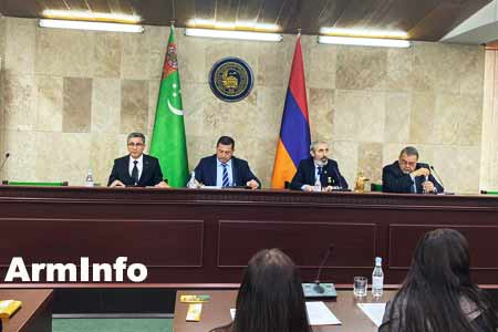 В Ереване состоялась научная конференция "Жизнь и творчество классика туркменской литературы Махтумкули Фраги"
