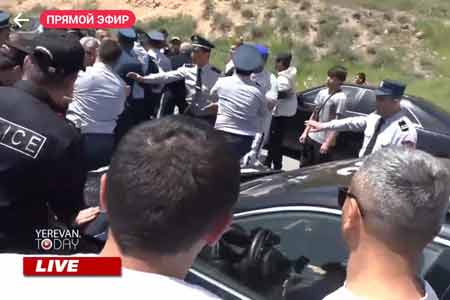 Дорога Киранц-Воскепар продолжает оставаться закрытой шестой день подряд: Власти намерены сегодня разминировать участок у моста в Киранц