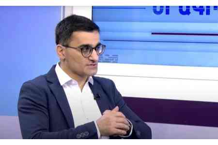 Политолог: Пока Пашинян заверяет о мире с Азербайджаном, в Баку продолжают продвигать проект по заселению армянских территорий азербайджанцами