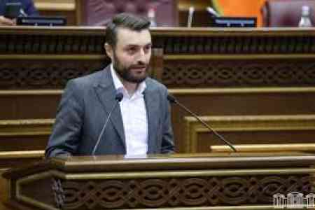 Арен Мкртчян возглавил Лорийскую область, Ваграм Хачатрян - Армавирскую