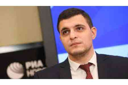Востоковед: Решение правительства убрать Арарат с пограничных штампов является продолжением демонтажа идентичности