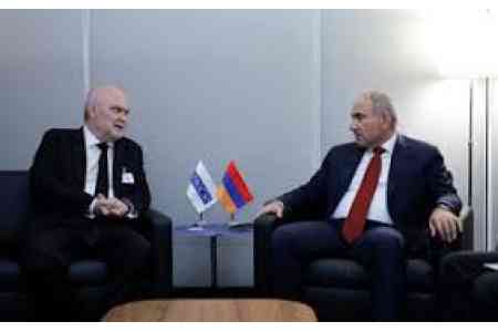 Armenian premier discusses Armenia-Azerbaijan peace treaty with U.N.,  OSCE Sec Gens 