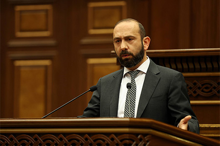 2025 թվականը շատ արդյունավետ էր Հայաստանի և ԱՄՆ-ի միջև ռազմավարական գործընկերության զարգացման տեսանկյունից. Միրզոյանը հաշվետվություն է ներկայացրել Փաշինյանին