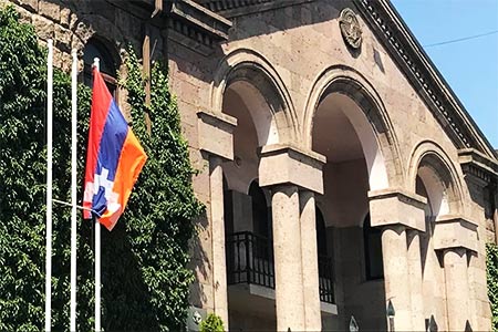 Инфоштаб Арцаха призвал всех небезразличных к судьбе армян, удерживаемых в Баку выйти сегодня на акцию протеста в центре Еревана