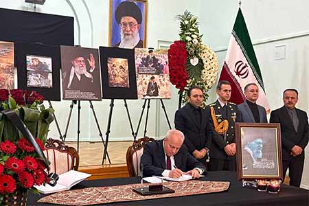 Heads of  Russian and Belarusian diplomatic missions  express their   condolences at  Iranian Embassy in Yerevan