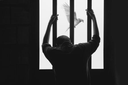 В Армении второй день разыскивают заключенного, сбежавшего из тюрьмы "Вардашен"