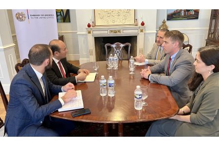 ԱՄՆ պետքարտուղարի տեղակալն այցելել է Վաշինգտոնում ՀՀ դեսպանություն