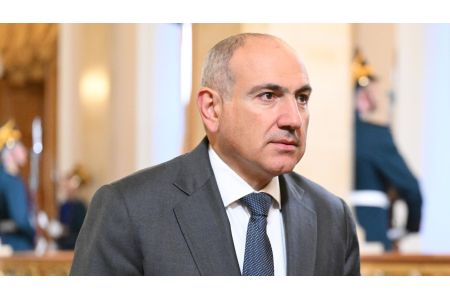 Пашинян поздравил премьера Нидерландов с Днем Короля