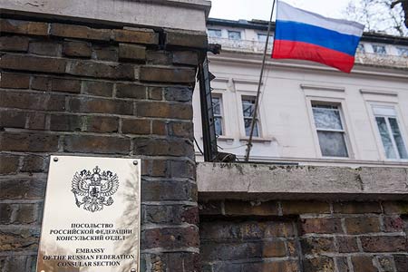 Посольство РФ назвало нелепыми заявления Британии о вмешательстве в выборы в Армении