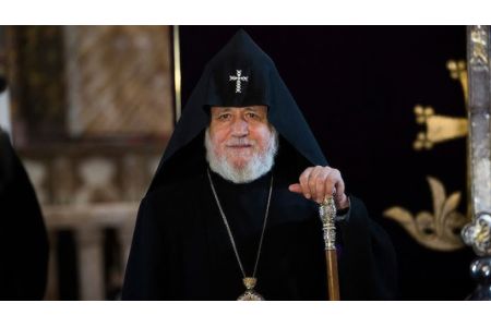 Католикос всех армян поздравил Шио III с избранием Католикосом-Патриархом всея Грузии