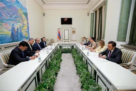 Посол Ирана и Генпрокурор Армении обсудили вопросы двухсторонней повестки