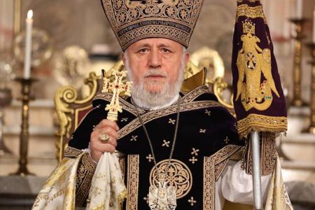  Catholicos: We must make every possible effort to ensure justice  prevails for the people of Artsakh